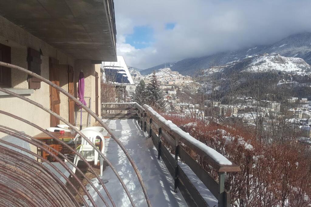 Apartment Sympa Avec Terrasse , Maxi 4 Pers.briancon Briançon