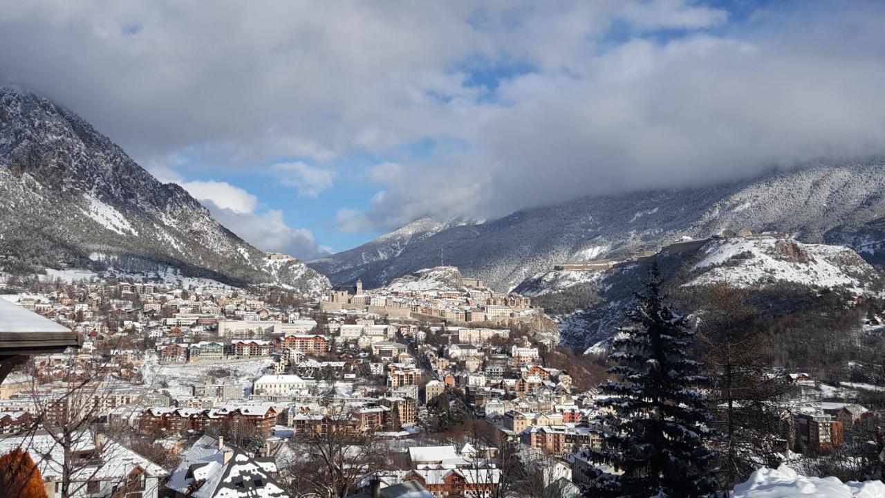 Apartment Sympa Avec Terrasse , Maxi 4 Pers.briancon *