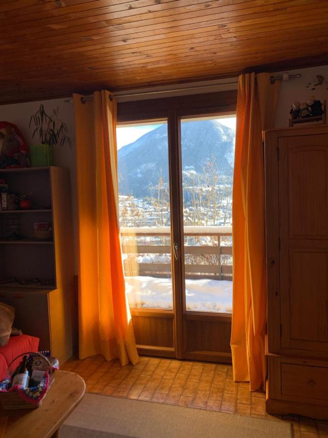 Sympa Avec Terrasse , Maxi 4 Pers.briancon *
