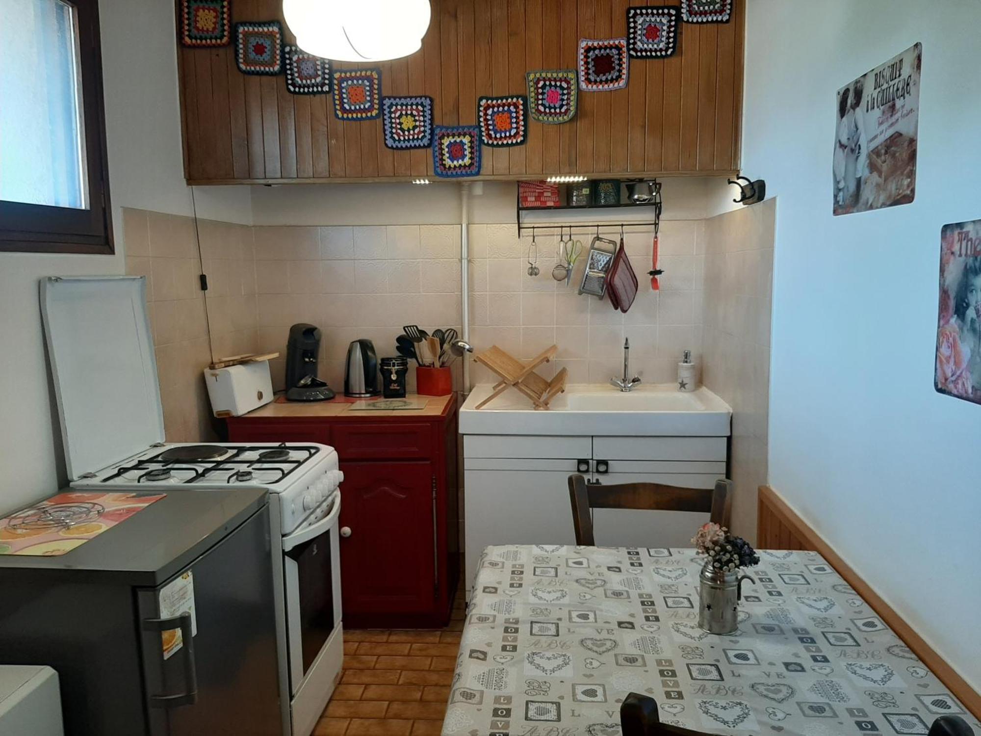 Sympa Avec Terrasse , Maxi 4 Pers.briancon Briançon